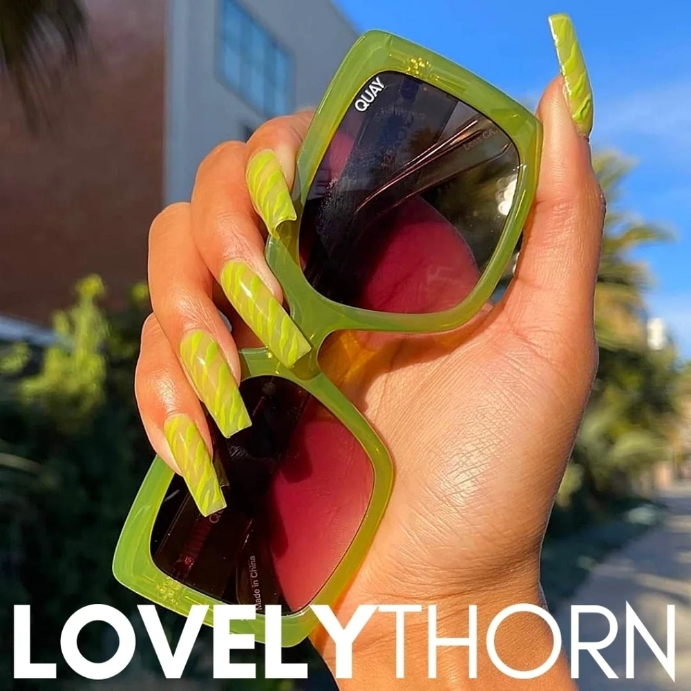 QUAY // ltd ed paris hilton premium-injection green frames brown fade lens